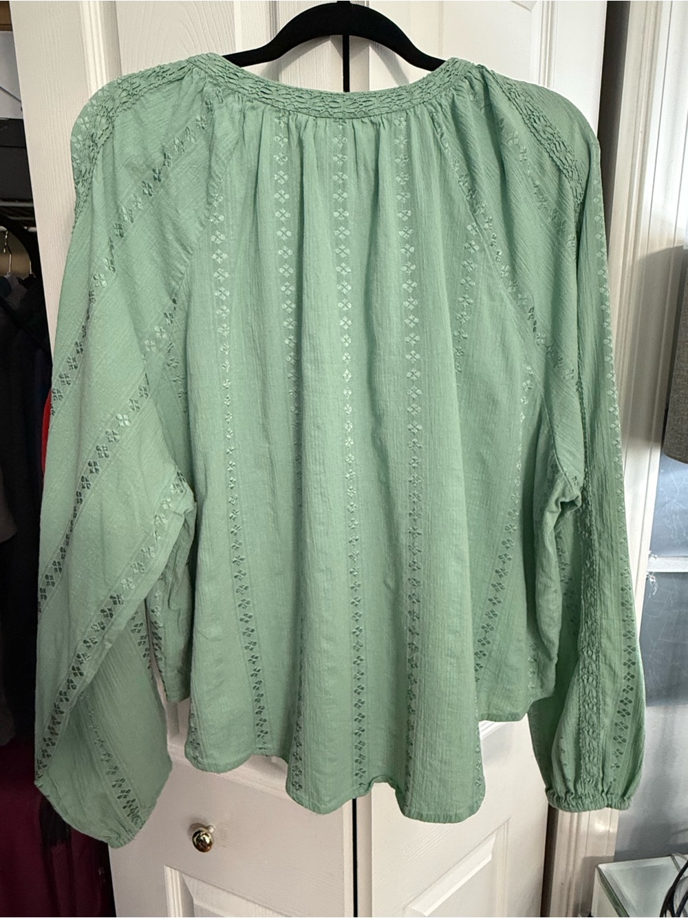 Wonderly Wavelength Mint Green Boho Blouse - Picture 3 of 4